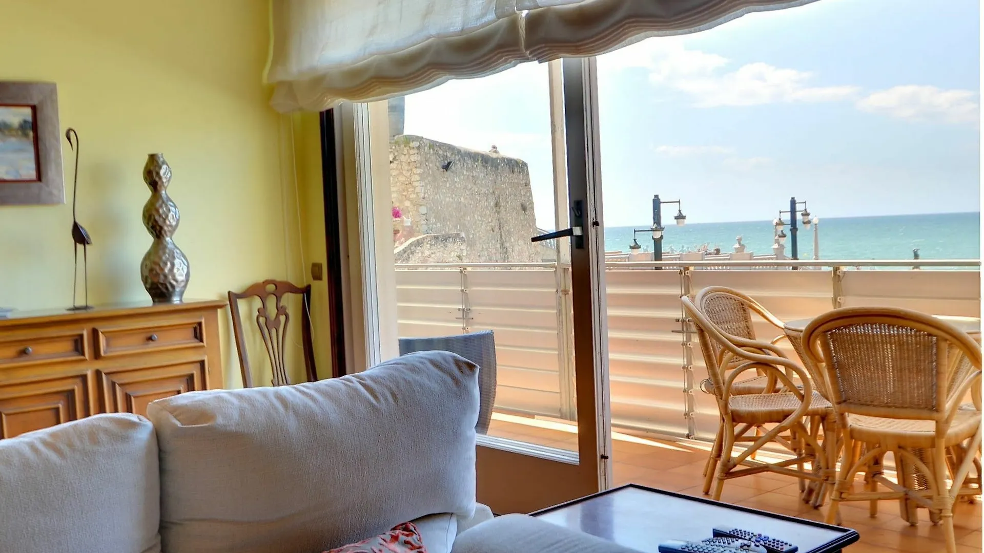 Sea Front Apartment Sitges 0*,  Spain