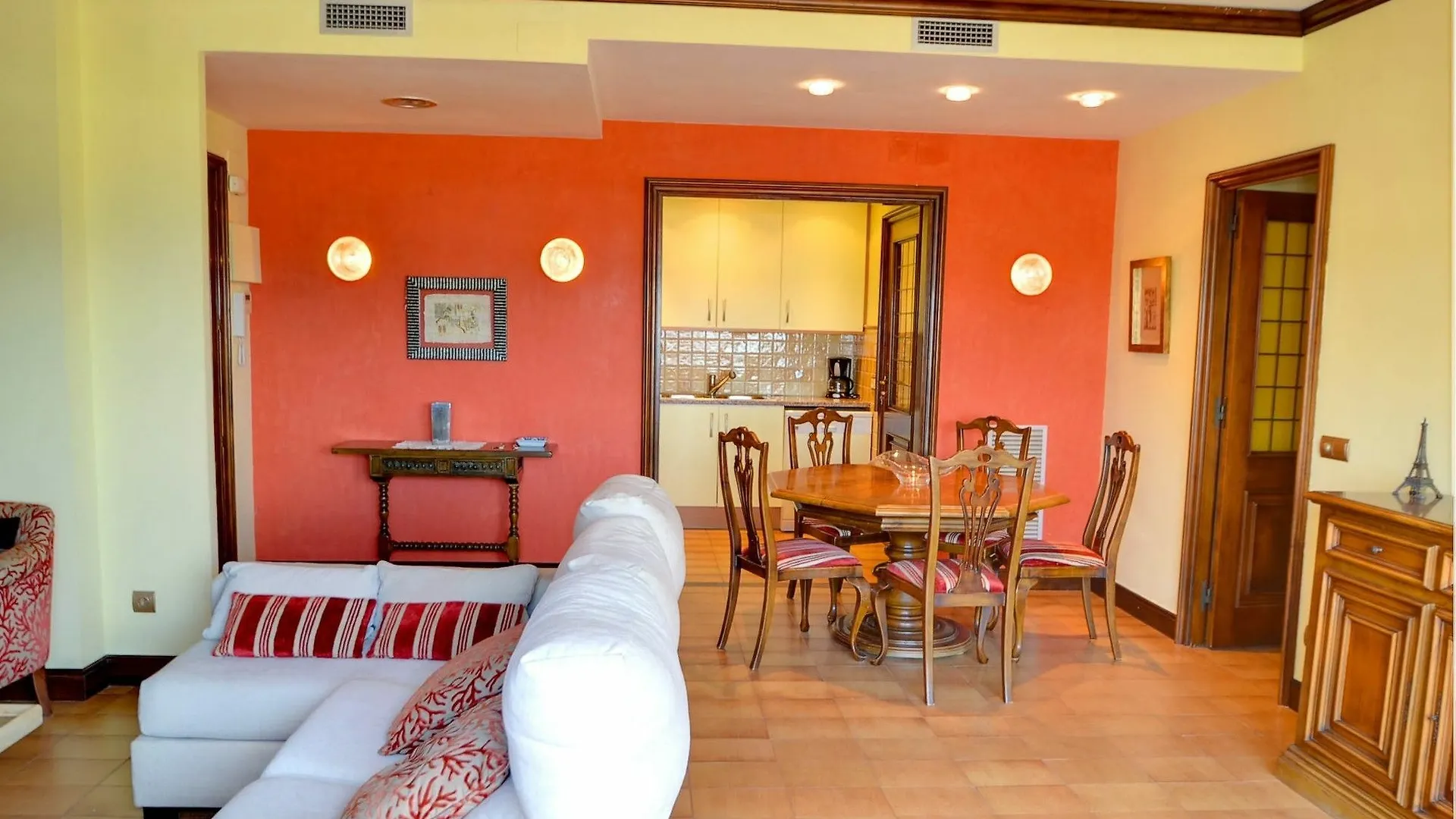 Sea Front Apartment Sitges